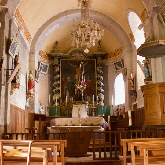 Église Saint-Étienne de Saint-Étienne-de-Carlat