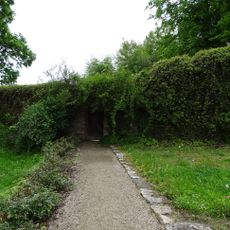 Severní vstupní branka zámeckého parku Vrchotovy Janovice