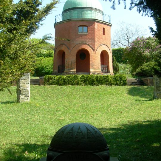 Astronomical Institute of Czech Academy of Sciences