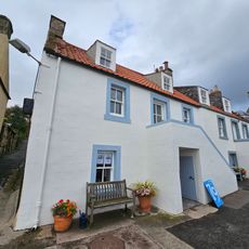 Pittenweem, 7 West Shore