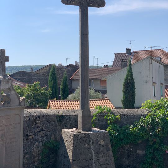 Cemetery cross of Sault