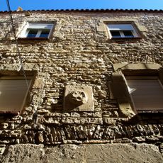 Escut al carrer Sant Jaume, 3