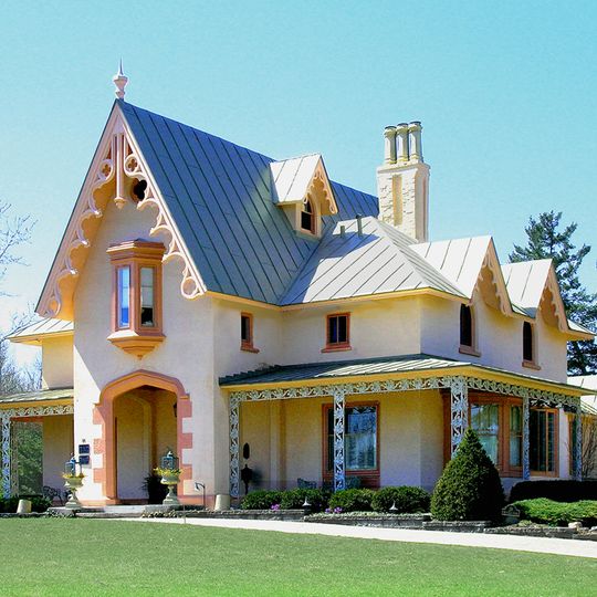 Reuel E. Smith House