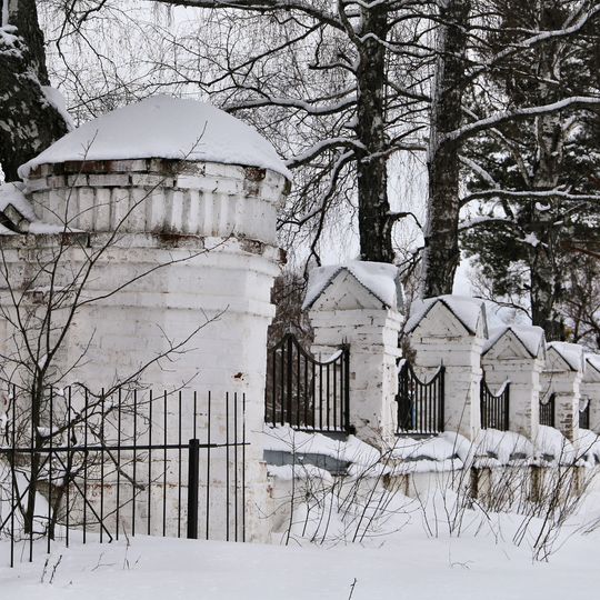 Ограда с воротами