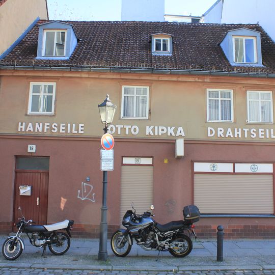 Wohnhaus & Nebengebäude Fischerstraße 16 Lindenufer 16