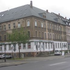 Eckhaus, mit Vorgarten August-Bebel-Straße 10
