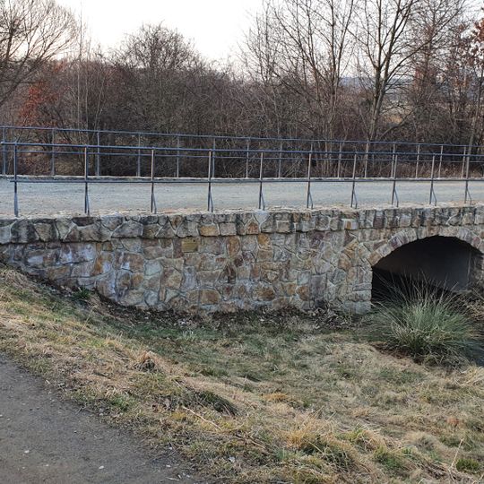 Most přes Svépravický potok u Pískovny v Hostavicích