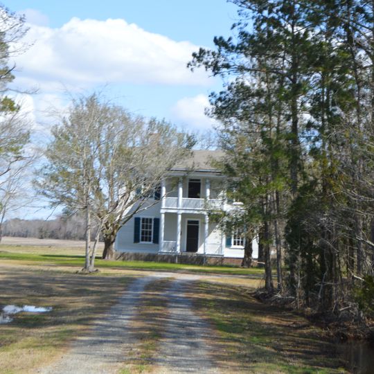 George V. Credle House and Cemetery
