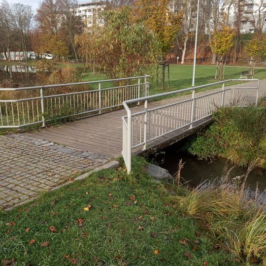 Lávka přes výpusť z rybníka Zahrádky