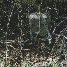 Milestone, Canterbury Road, N of Boughton Corner