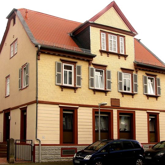 Erbacher Straße 12