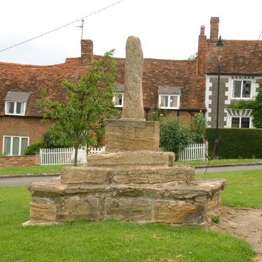 Quainton Cross