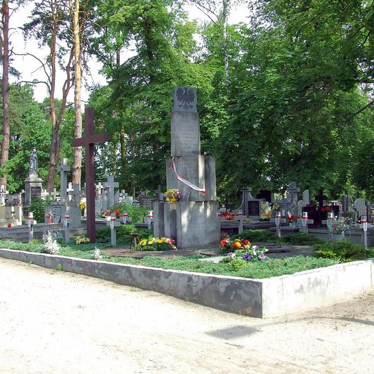 Cemetery in Brwinów