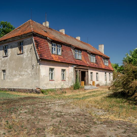 Manor in Tarpno
