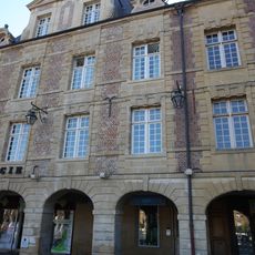 Immeuble, 43 place Ducale