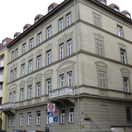 Freistehendes Wohnhaus