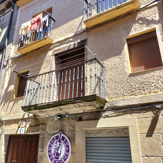Casa Santa Engracia 21