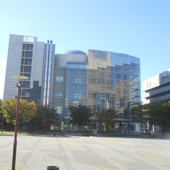 Yokkaichi Municipal Museum