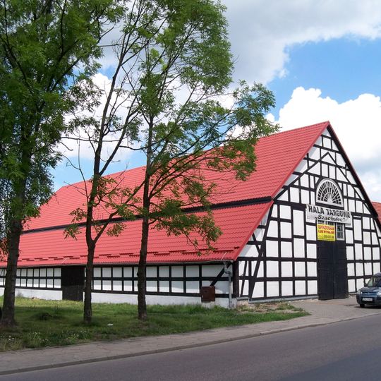 Budynek przemysłowy, ob. magazyn