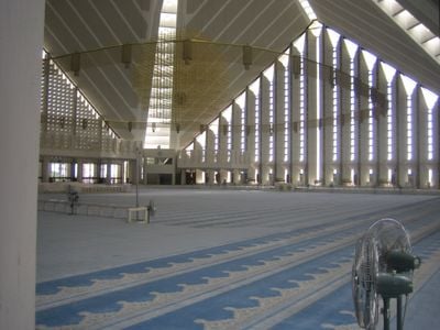 Interior 3