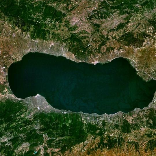 Lake İznik