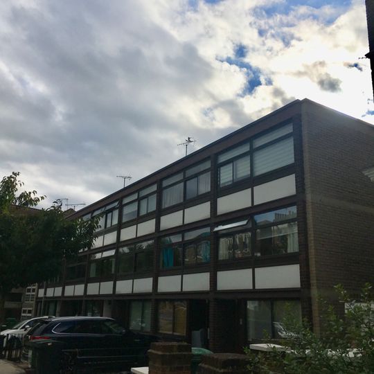 Nos. 80-90 South Hill Park