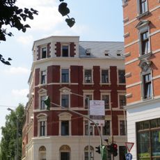 Mietshaus in geschlossener Bebauung in Ecklage Bergstraße 17a