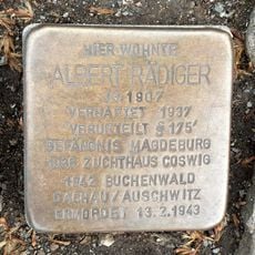 Stolperstein en memoria de Albert Karl Heinrich Rädiger