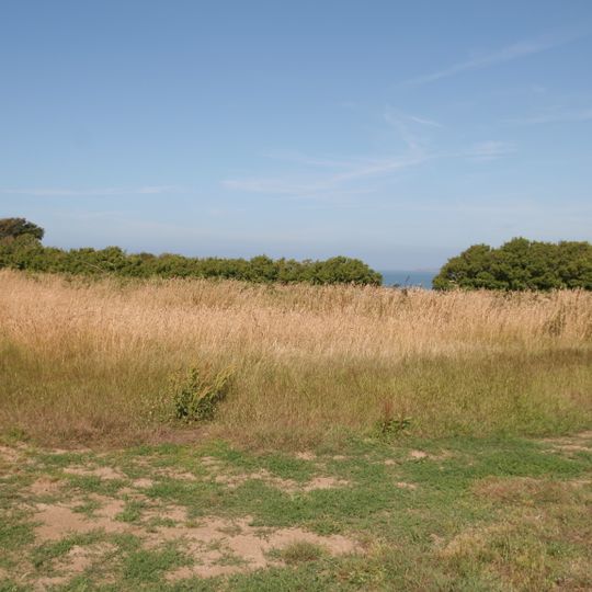 Retranchement de l'âge du Fer de la pointe du Meinga