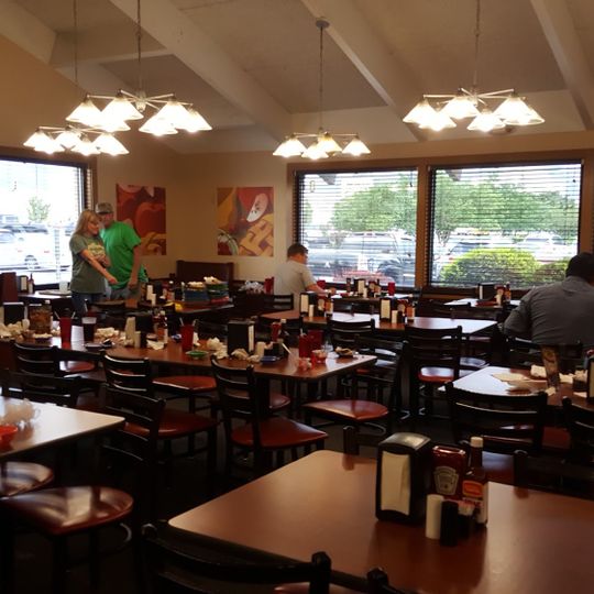 Golden Corral Buffet & Grill