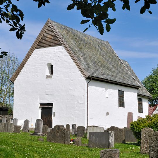 Iglesia vieja de Moster