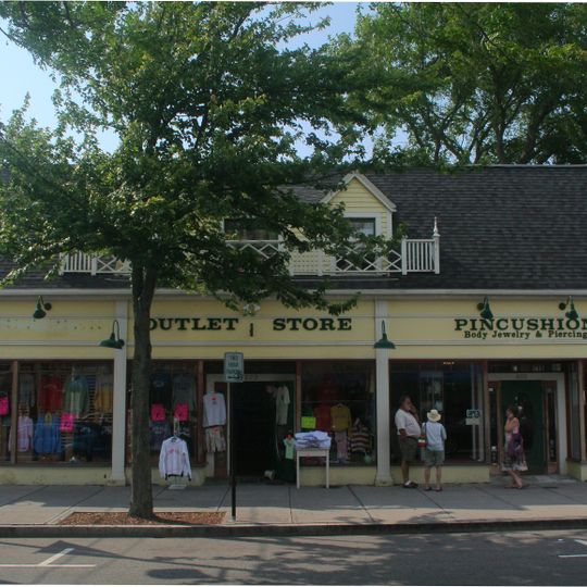 Building at 600 Main Street