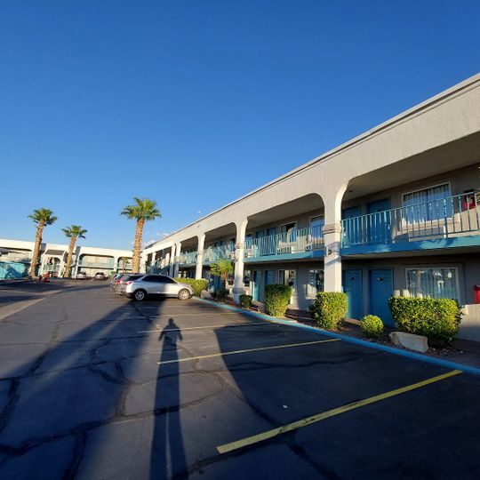 St. George Inn & Suites