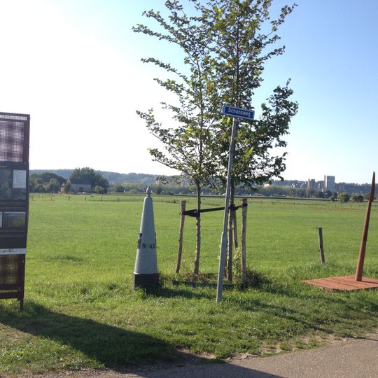 Pierre de frontière Belgique-Pays-Bas no. 43