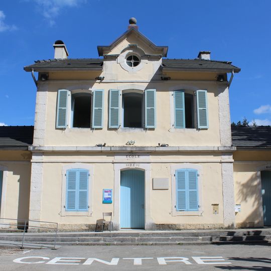Ancienne mairie de Lacoux