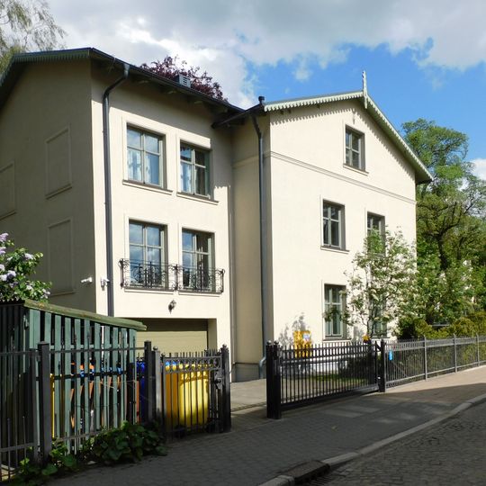 Dom przy ulicy Chopina 33-35