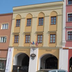 Velké náměstí 53