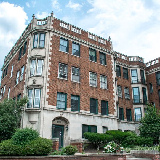 Cedar Glen Apartments