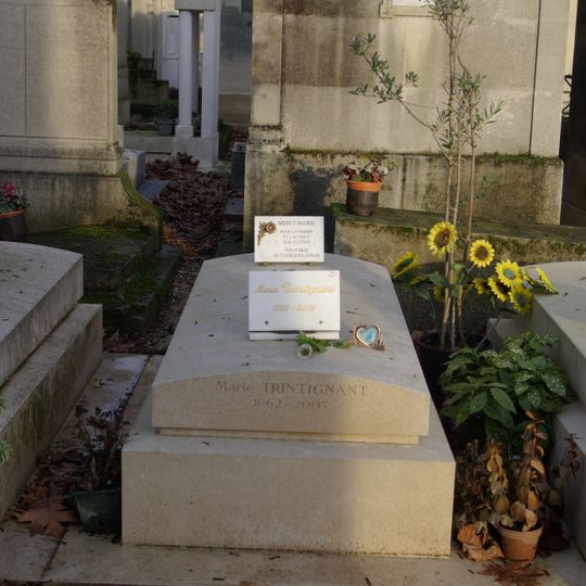Grave of Trintignant