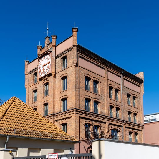 Sternecker Brauerei, Fabrikgebäude Berliner Allee 121/125