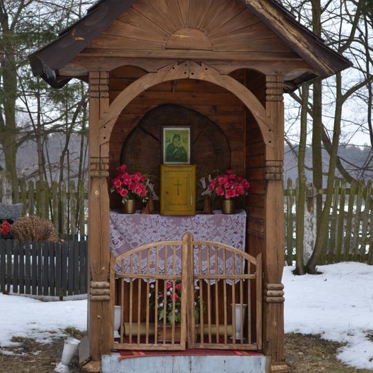 Kapliczka IV w Momotach Górnych