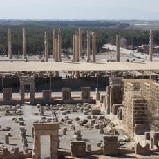 Hall of hundred columns