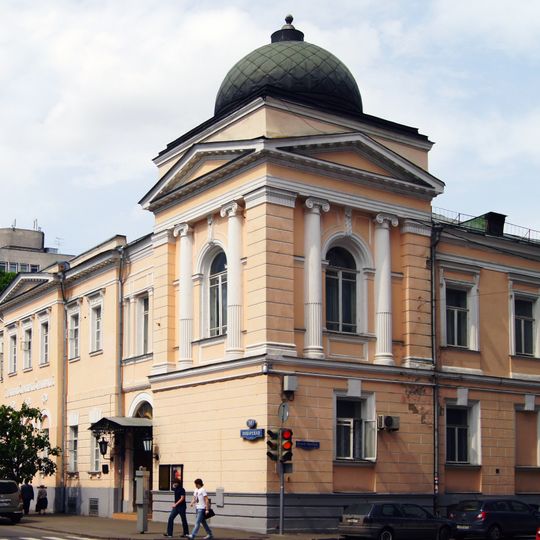 Дом Шувалова