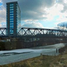 Eisenbahnbrücke über den Schleusenkanal in Hamburg