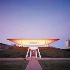 Turrell 'Twilight Epiphany' Skyspace