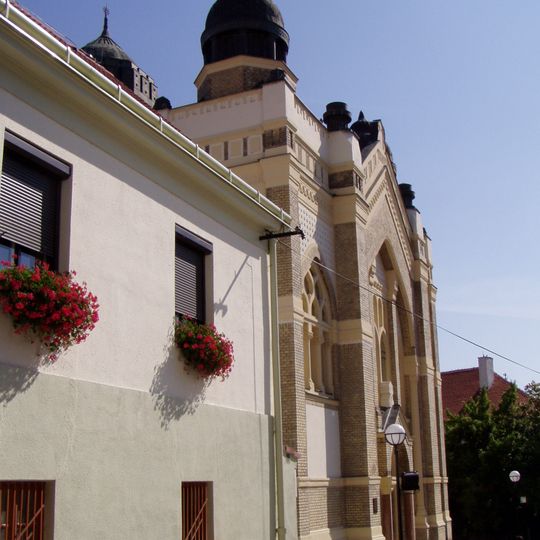 Býv. hlavná neologická synagóga