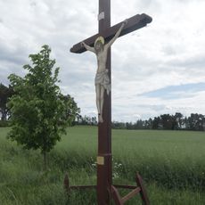 Kříž u silnice jižně od Valdíkova