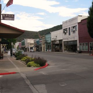 West Miner Street-Third Street Historic District