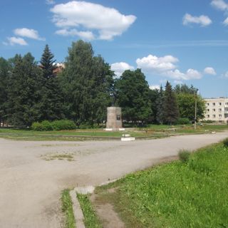 Памятник В.И. Ленину (Луга)