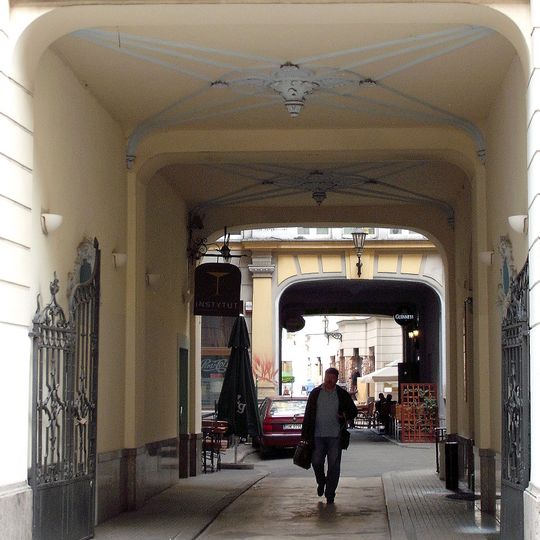 Pasaż handlowy – część południowo-wschodnia